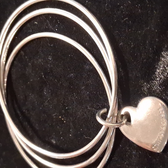 Tiffany & Co. Silver Heart Charm Bangle Bracelets. 925 Sterling Silver. - Picture 2 of 9